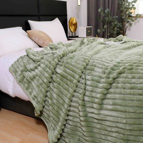 Patura Cocolino pufoasa cu dungi 200 x 230 cm, verde