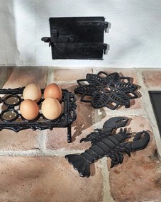 Suport pentru vase fierbinți din fontă neagră, în formă de homar, 23 x 13,5 x 1,5 cm, „Lobster"