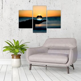 Tabloul cu bilă din sticlă în palmă (90x60 cm)