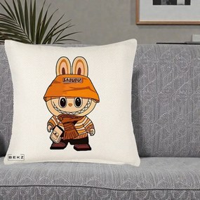 Perna Personalizata Labubu Streetwear Portocaliu, 40x40 cm, Crem Reliefat, Husa Detasabila, Perna Inclusa, BEKZ®