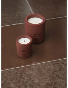 Lumânare parfumată din ceară de soia timp de ardere 55 h Fraga: Bergamot Orange – Blomus