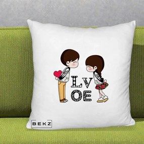 Cadou Romantic - Perna Personalizata Cuplu Kawaii LOVE, 40x40 cm, Alb Pufos, Husa Detasabila, Perna Inclusa, BEKZ®