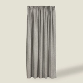 Perdea cu bandă de pliuri