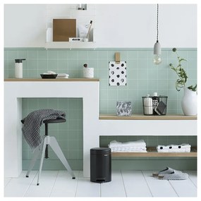 Cos de gunoi cu pedala Brabantia NewIcon 649001, 3 L, Inchidere lina, Baza antiderapanta, Negru