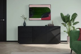 Komodă Asha 167 cm cu sertare și partea frontală riflat – negru mat