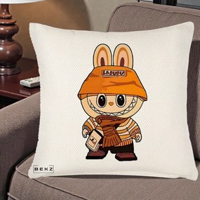 Perna Personalizata Labubu Streetwear Portocaliu, 40x40 cm, Crem Reliefat, Husa Detasabila, Perna Inclusa, BEKZ®