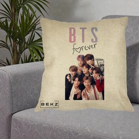 Perna Personalizata K-pop BTS Forever cu Foto Grup Negru, 40x40 cm, Crem, Husa Detasabila, Perna Inclusa, BEKZ®