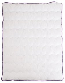 Patura matlasata pentru tot anul 140x200 cm cu perna BELLA LAVENDER 70x90 cm, alba