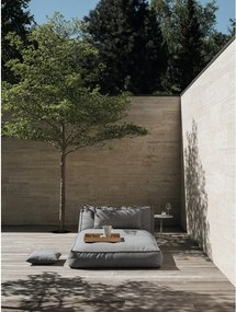 Masă auxiliară de grădină rotundă din aluminiu ø 40 cm Stay – Blomus