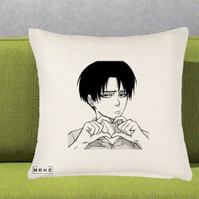 Perna Personalizata Levi Ackerman Inima, 40x40 cm, Crem Reliefat, Husa Detasabila, Perna Inclusa, BEKZ®