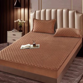 Husa de pat matlasata si 2 fete de perne din catifea, cu elastic, model tip topper, pentru saltea 180x200 cm, maro, HTC-06