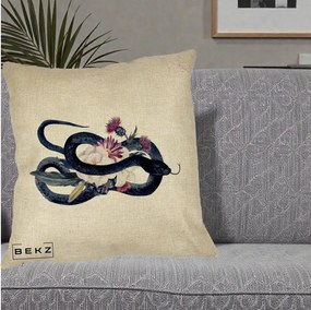 Perna Decorativa Sarpe Negru cu Flori Gothic, 40x40 cm, Crem, Husa Detasabila, Perna Inclusa, BEKZ®
