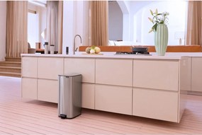 Coș de gunoi argintiu mat cu pedală din oțel 30 l Bo – Brabantia
