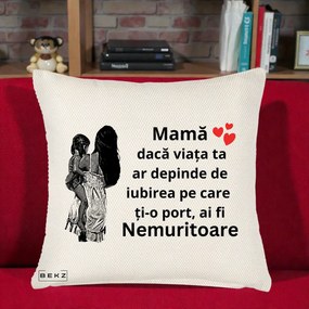 Cadou pentru Mama - Perna Personalizata Mama Nemuritoare Imbratisare, 40x40 cm, Crem Reliefat, Husa Detasabila, Perna Inclusa, BEKZ®