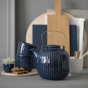 Cană din porțelan Kähler Design Hammershoi, 200 ml, albastru închis