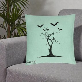 Perna Decorativa Halloween Copac cu Lilieci Alb-Negru, 40x40 cm, Verde Menta, Husa Detasabila, Perna Inclusa, BEKZ®