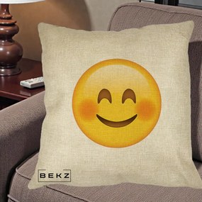 Perna Decorativa Emoji Fericit Roscat, 40x40 cm, Crem, Husa Detasabila, Perna Inclusa, BEKZ®