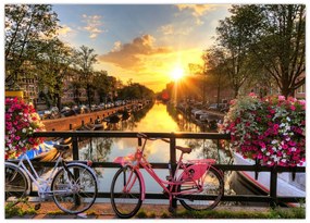 Tablou pe sticlă - Răsărit de soare la Amsterdam (70x50 cm)