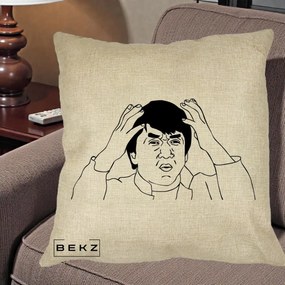 Perna Decorativa Jackie Chan WTF, 40x40 cm, Crem, Husa Detasabila, Perna Inclusa, BEKZ®