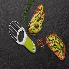 Tăietor 3 în 1 pentru avocado Joseph Joseph GoAvocado