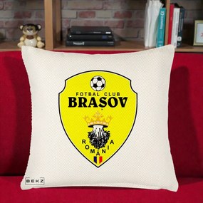 Perna Personalizata FC Brasov Fotbal Romania, 40x40 cm, Crem Reliefat, Husa Detasabila, Perna Inclusa, BEKZ®