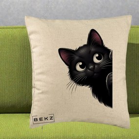 Perna Decorativa Pisica Neagra Dragalasa Curioasa, 40x40 cm, Bej, Husa Detasabila, Perna Inclusa, BEKZ®