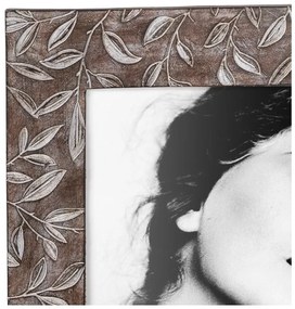 Ramă foto maro cu picior de susținere din polirășină 16x21 cm – Ixia