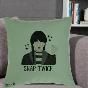 Perna Personalizata Wednesday Snap Twice, 40x40 cm, Verde, Husa Detasabila, Perna Inclusa, BEKZ®