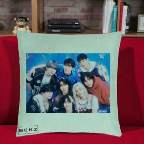 Perna Personalizata K-Pop Grup Foto Stele, 40x40 cm, Verde Menta, Husa Detasabila, Perna Inclusa, BEKZ®
