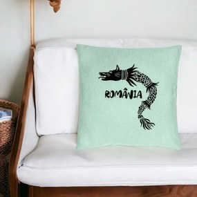Perna Personalizata, Model Lup Dacic Romania, 40x40 cm, Verde Menta, Husa Detasabila, Perna Inclusa, BEKZ®