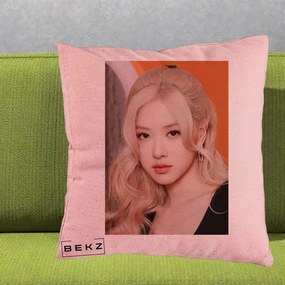Perna Personalizata K-pop BLACKPINK cu Funda Rosie, 40x40 cm, Roz, Husa Detasabila, Perna Inclusa, BEKZ®