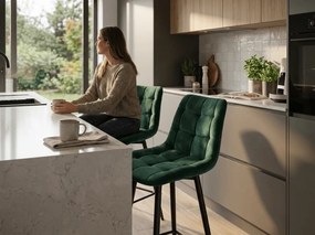 Scaun de bar CHIC VELVET cu picioare negre, verde inchis