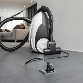 Priză încastrabilă de podea de exterior Brilagi IP55 crom mat pătrat