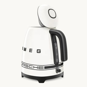 Cana electrica SMEG Porsche KLF03PCWEU, 2400 W, 1,7 l, Baza rotativa la 360°, Finisaj lucios, Alb