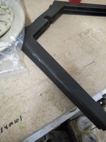 OFERTA Scaun bej BALI MARK cu picioare negre II. calitate