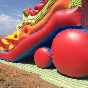 Castel gonflabil cu dragon 12x4x7m