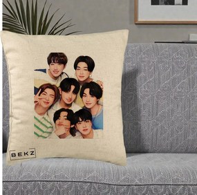 Perna Personalizata K-pop BTS Bangtan Boys Portret Grup Fanart, 40x40 cm, Bej, Husa Detasabila, Perna Inclusa, BEKZ®