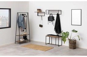 Cuier de perete negru/în culoare naturală cu raft cu aspect de lemn de stejar Seaford – Actona