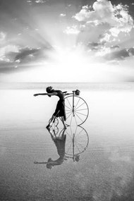 Fotografie Ballerina dancing with old bicycle on the lake, 101cats