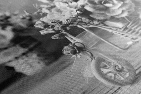 Tablou garoafă roz romantică într-o atingere vintage în design alb-negru