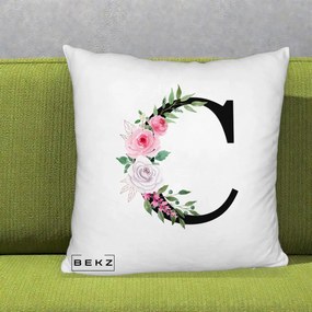 Cadou Personalizat - Perna Personalizata Monograma Florala Litera C, 40x40 cm, Alb Pufos, Husa Detasabila, Perna Inclusa, BEKZ®