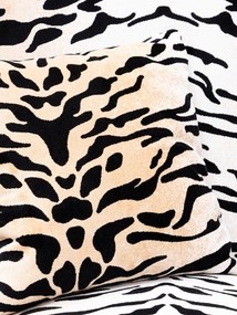 Fotoliu lounge statement din catifea animal print cu structură din lemn de pin, „Wild Touch”