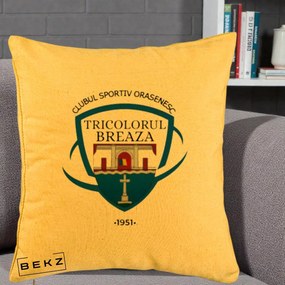 Perna Personalizata CSO Tricolorul Breaza 1951, 40x40 cm, Galben, Husa Detasabila, Perna Inclusa, BEKZ®