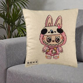Perna Personalizata Labubu Panda-Bunny Roz, 40x40 cm, Bej, Husa Detasabila, Perna Inclusa, BEKZ®