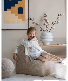 Fotoliu de copii maro deschis cu tapițerie din țesătură bouclé Cloud – Wigiwama