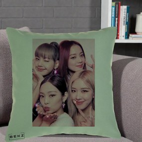 Perna Personalizata K-pop BLACKPINK Foto Grup Selfie Roz cu Glitter, 40x40 cm, Verde, Husa Detasabila, Perna Inclusa, BEKZ®