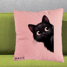 Perna Decorativa Pisica Neagra Dragalasa Curioasa, 40x40 cm, Roz, Husa Detasabila, Perna Inclusa, BEKZ®