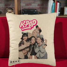 Perna Personalizata BLACKPINK K-Pop Grup Pozitii Amuzante, 40x40 cm, Bej, Husa Detasabila, Perna Inclusa, BEKZ®