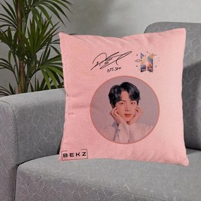 Perna Personalizata K-pop BTS Jin Portret cu Autograf, 40x40 cm, Roz, Husa Detasabila, Perna Inclusa, BEKZ®