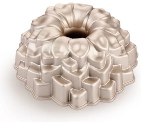 Formă de copt pentru chec rotund din metal Delícia – Tescoma